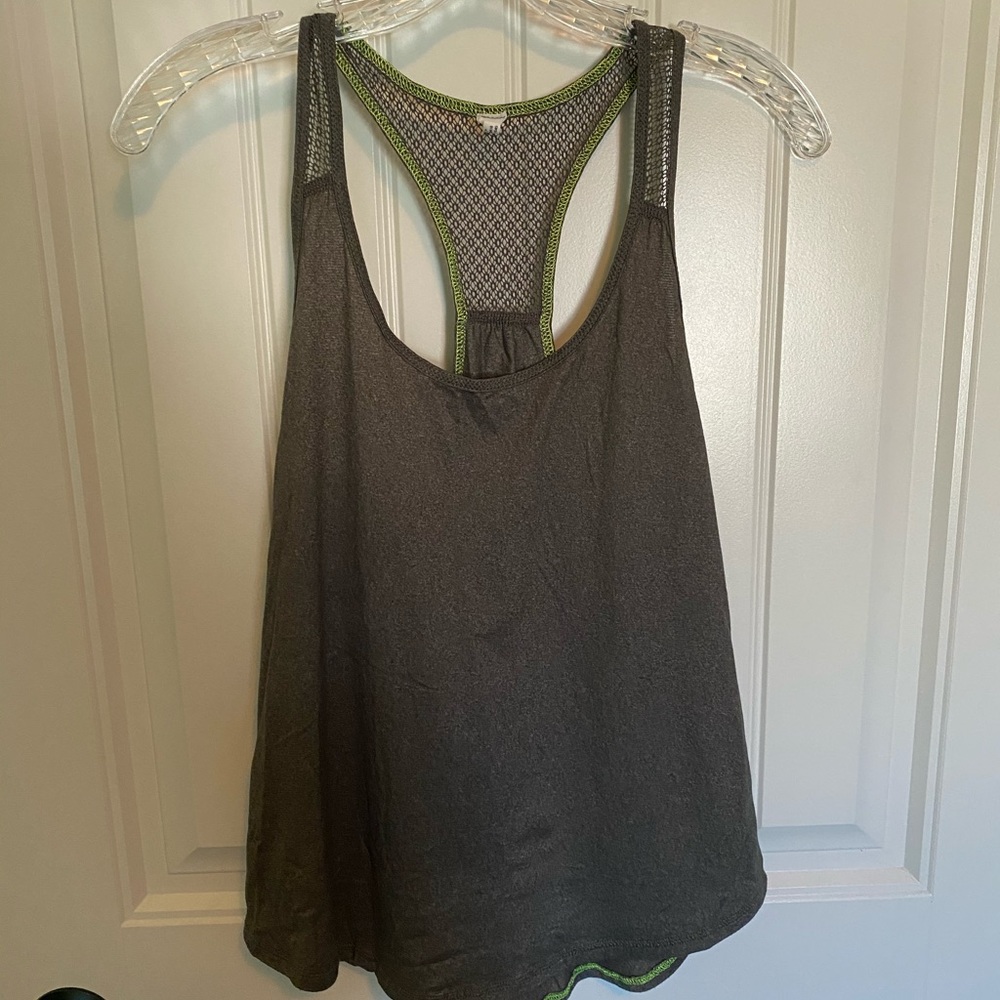 Athletic Tank top (✨3 for $20✨)